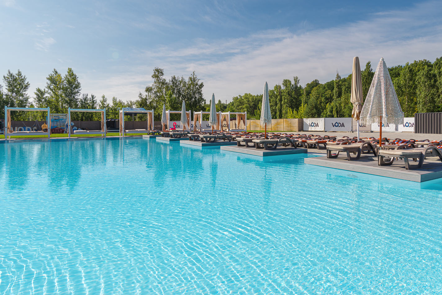 img pool